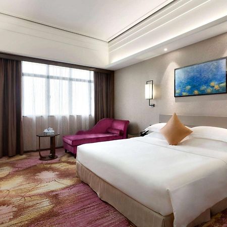 Ramada Foshan Hotel Zewnętrze zdjęcie