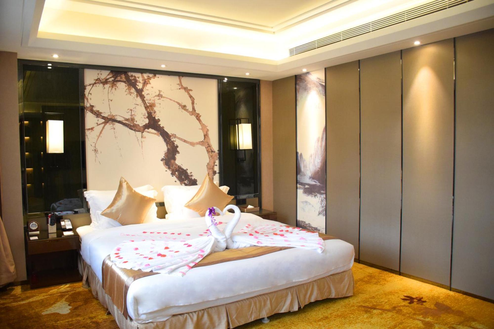 Ramada Foshan Hotel Zewnętrze zdjęcie