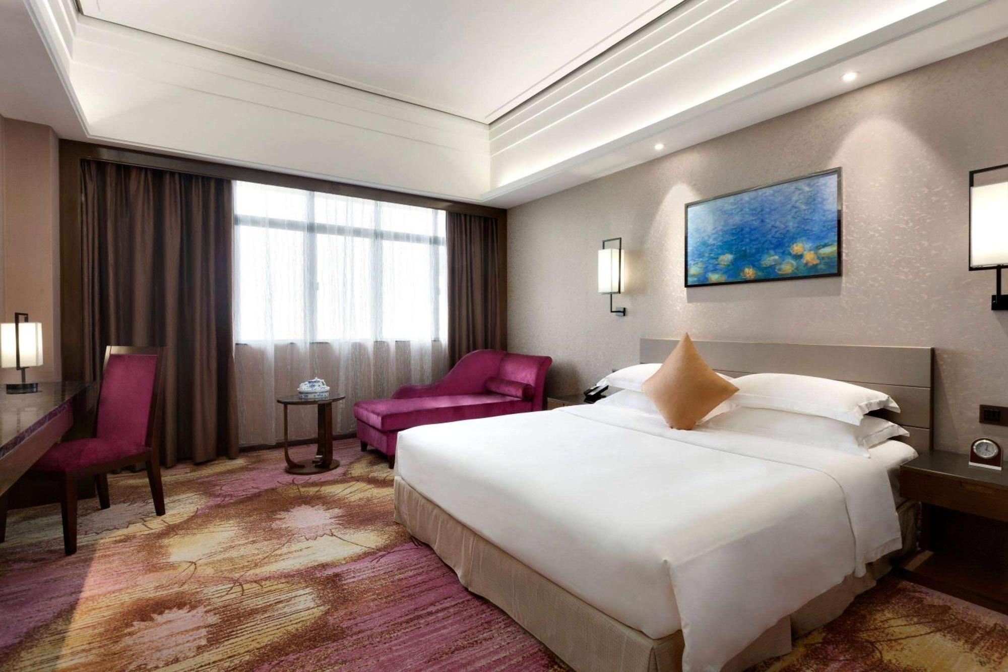 Ramada Foshan Hotel Zewnętrze zdjęcie