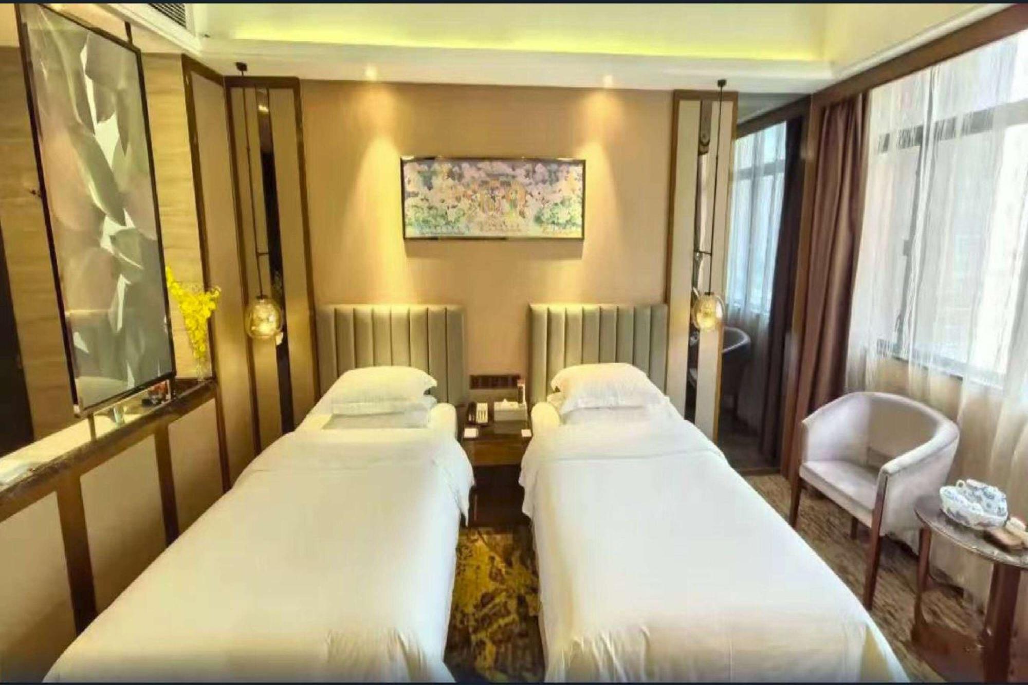 Ramada Foshan Hotel Zewnętrze zdjęcie