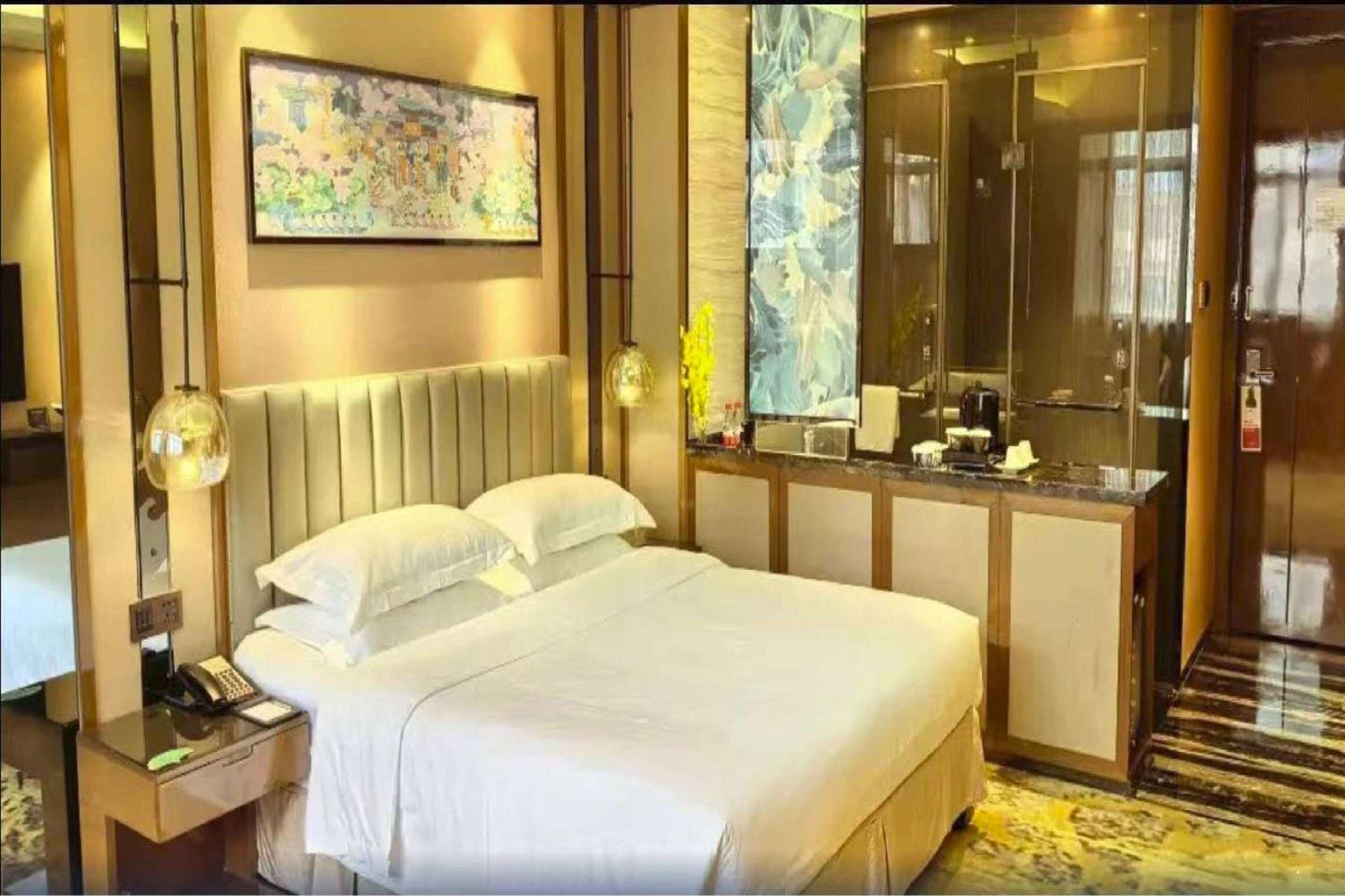 Ramada Foshan Hotel Zewnętrze zdjęcie