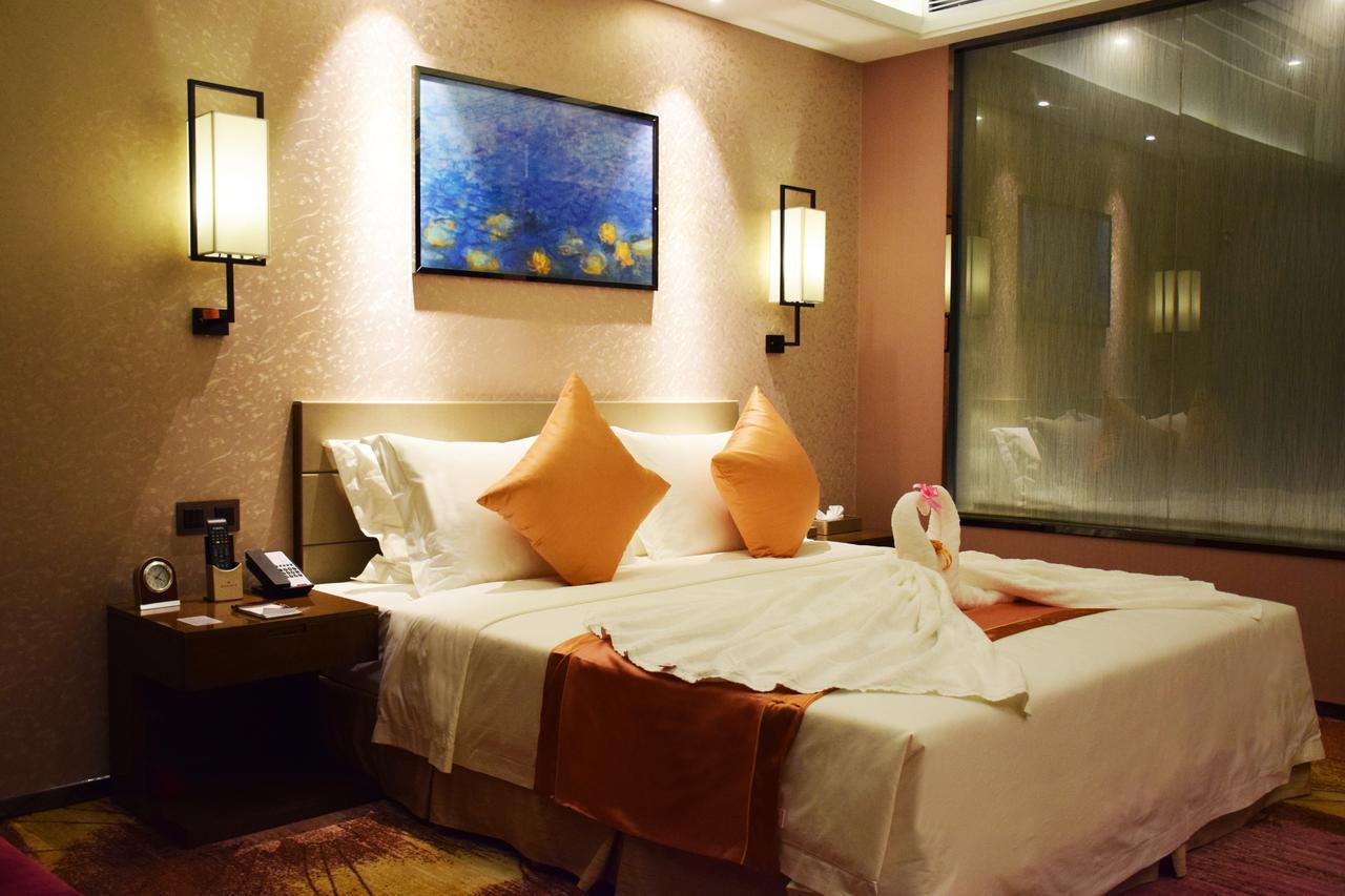Ramada Foshan Hotel Zewnętrze zdjęcie